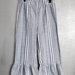 Tahari Women's Blue & White Stripe Peplum Capri   Size 14/16